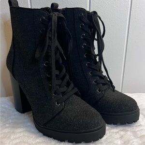 EUC Steve Madden Laurie Platform Boot, Grey, 8.5